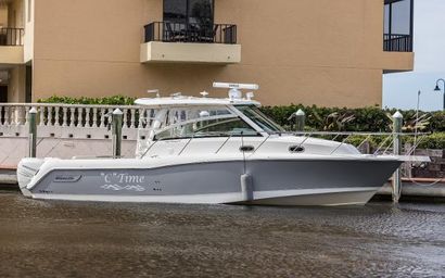 2016 35' 11'' Boston Whaler-345 Conquest Fort Myers, FL, US