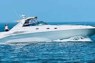 Sea Ray 450 Sundancer