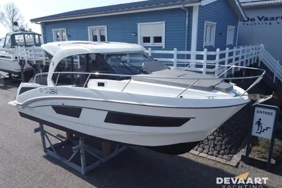 2019 Beneteau Antares 9