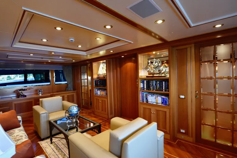 Te Manu Yacht Photos Pics 