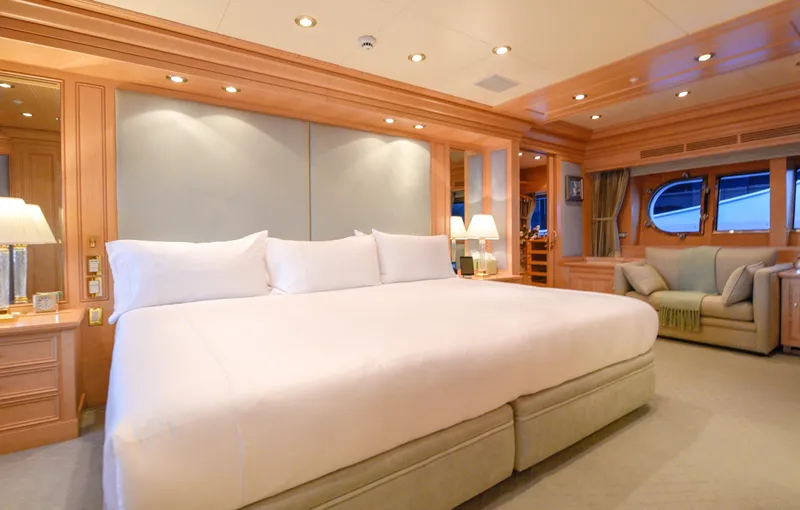 Te Manu Yacht Photos Pics 