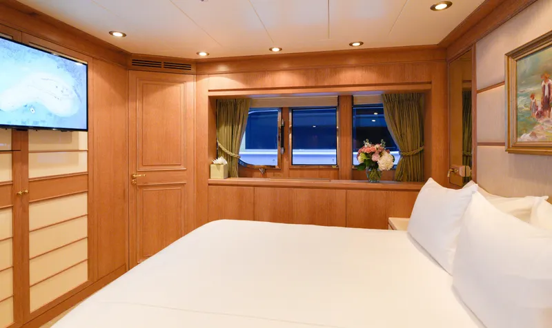 Te Manu Yacht Photos Pics 