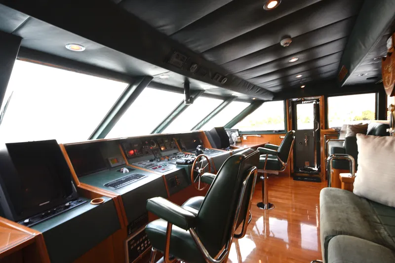 Te Manu Yacht Photos Pics 