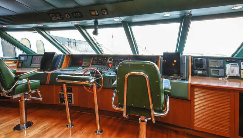 Te Manu Yacht Photos Pics 