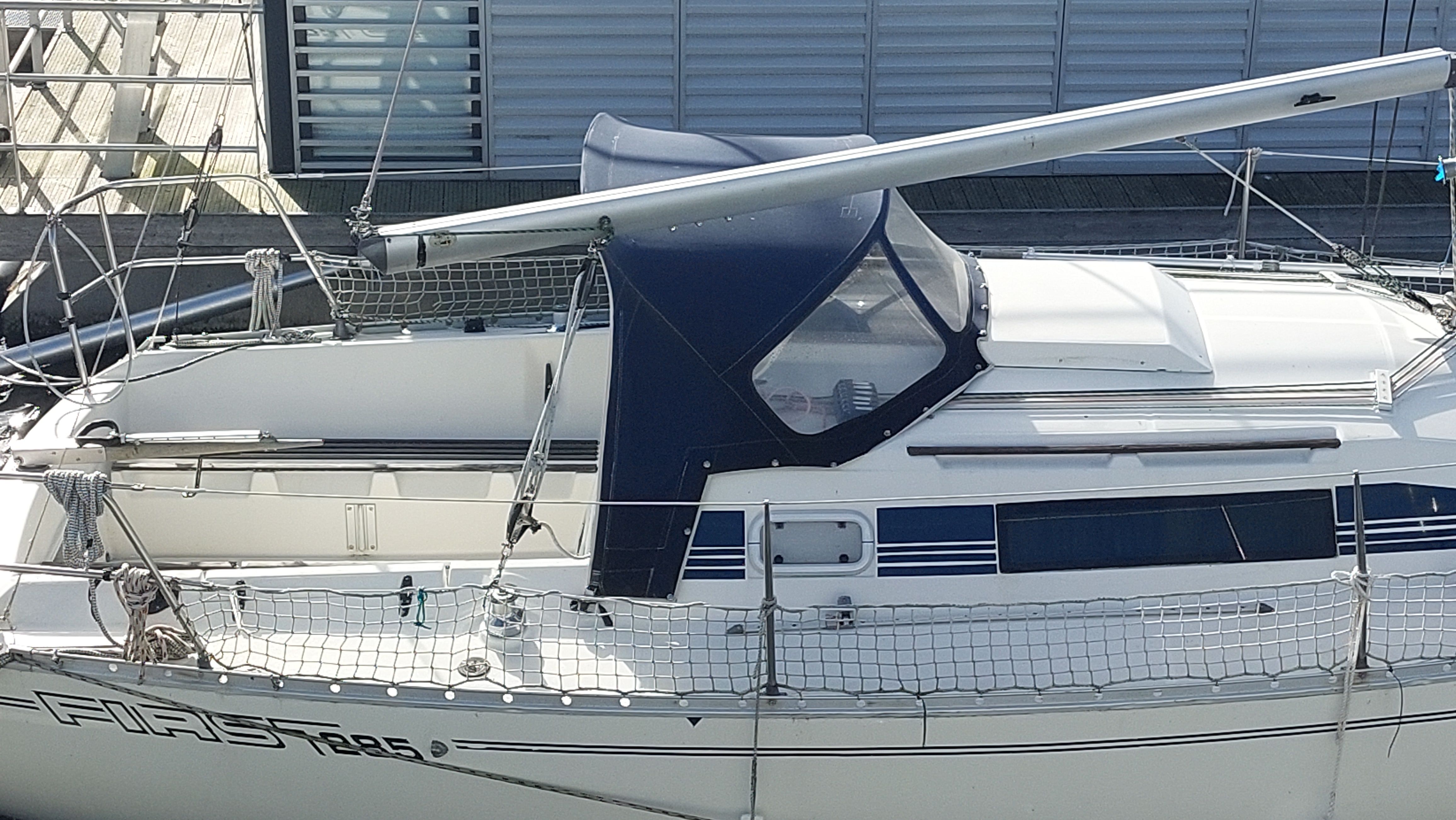 1988 Beneteau First 285