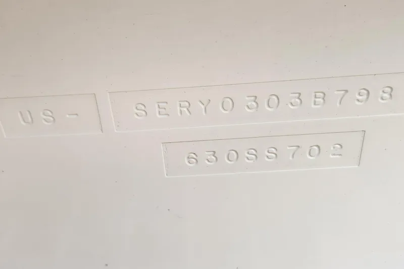  Yacht Photos Pics Hull identification number on 1998 Sea Ray 630 Super Sun Sport boat.