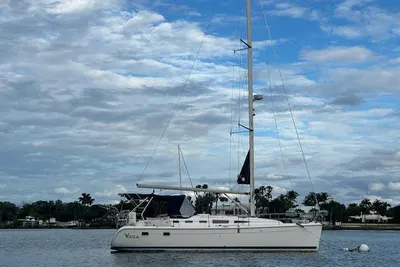 Hunter 38