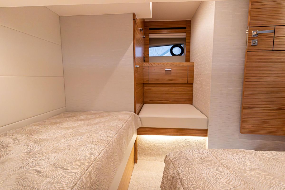 2023 Tiara Yachts 44 