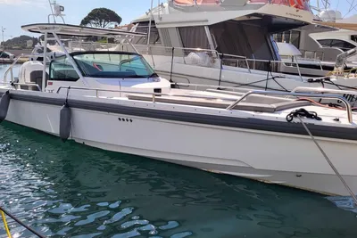 2020 Axopar 28 T-Top