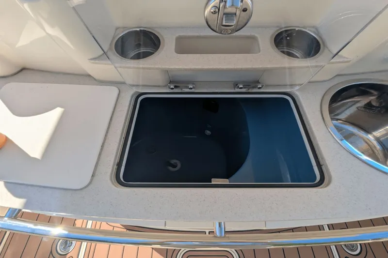 Sans Regret Yacht Photos Pics 