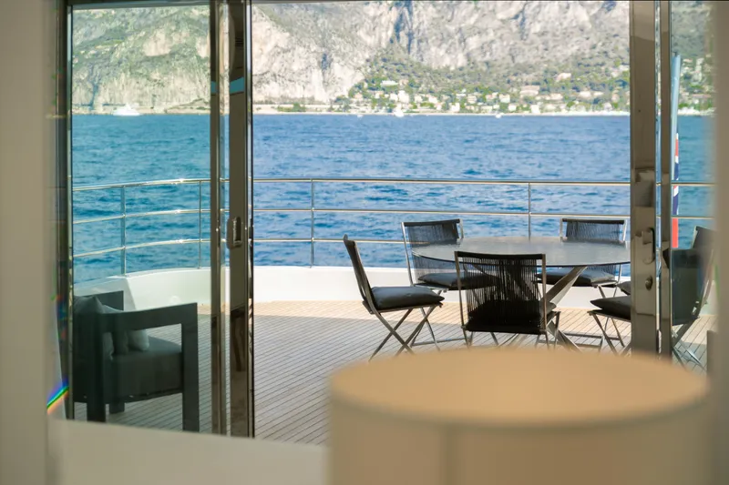 Miss Candy Yacht Photos Pics Luxury Versilcraft HS yacht deck with ocean view, 2022 model.