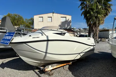 2017 Quicksilver Activ 455 Cabin