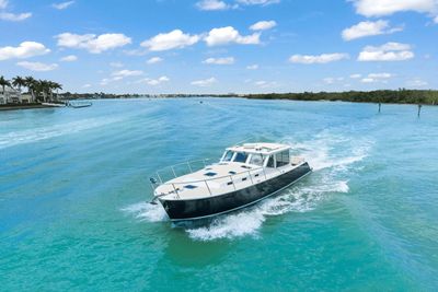 Yacht