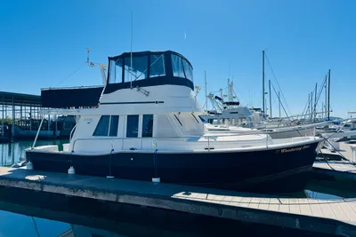 Mainship 390 Trawler