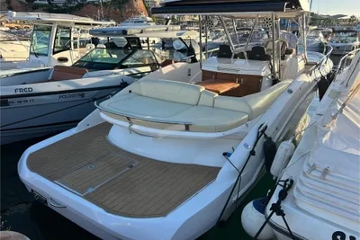 Sessa Marine Key Largo 34 Inboard Line