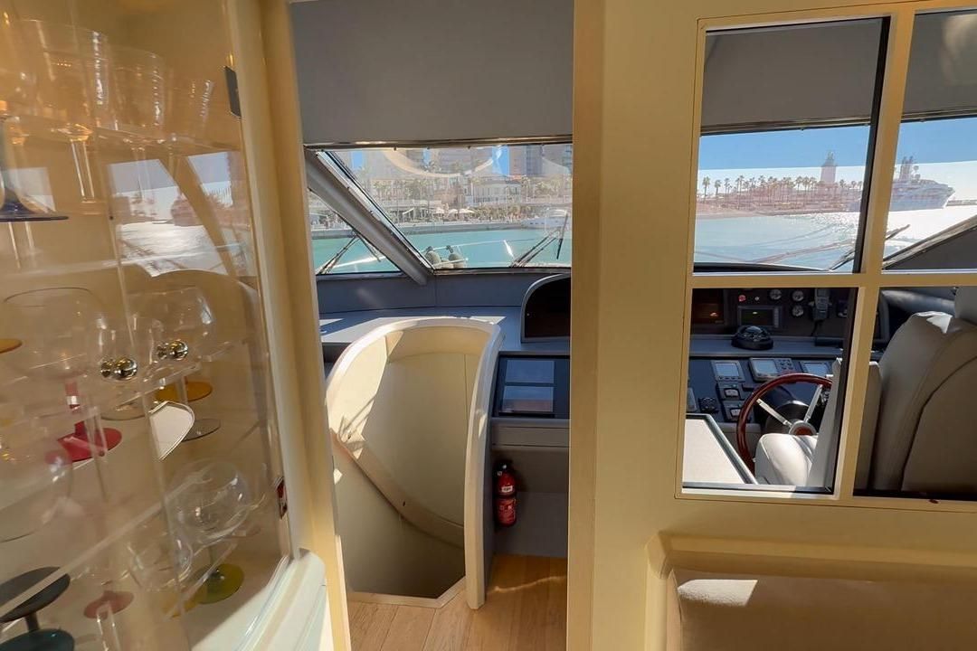 2005 Astondoa 72 
