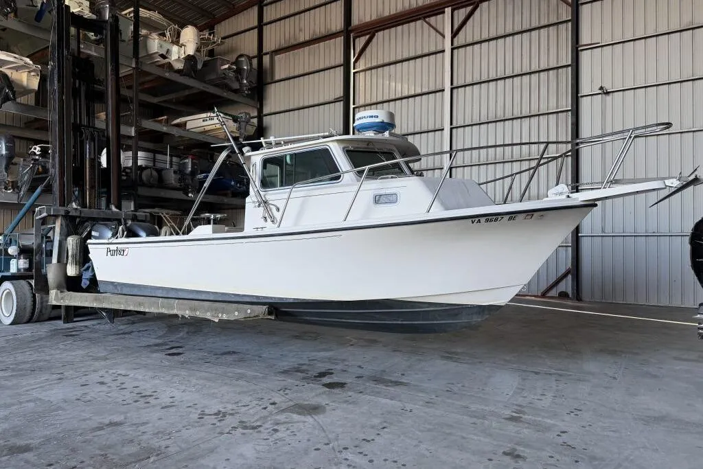 2006 Parker 2820 XL Sport Cabin boat in storage facility.