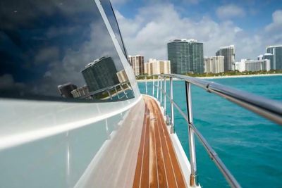 Yacht