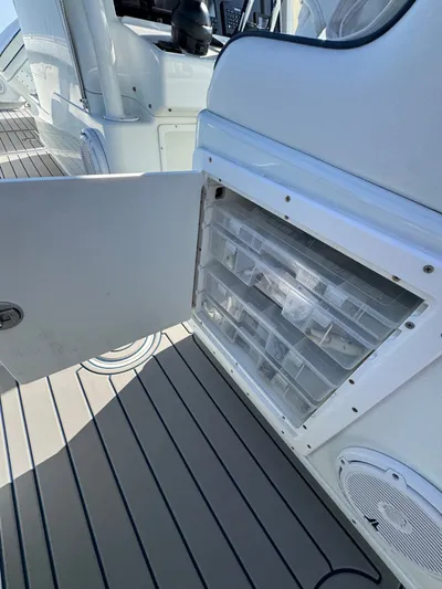 Four Boys Yacht Photos Pics 