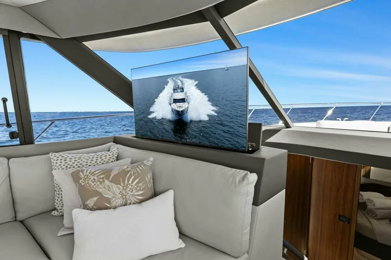 Good Decisions Yacht Photos Pics 2025 Maritimo M600