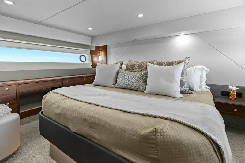 Good Decisions Yacht Photos Pics 2025 Maritimo M600