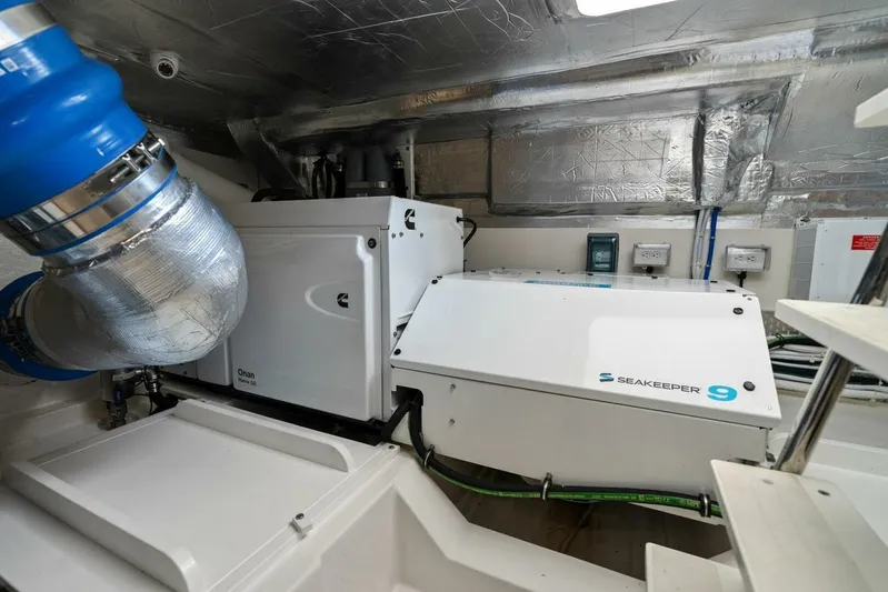 Good Decisions Yacht Photos Pics 2025 Maritimo M600