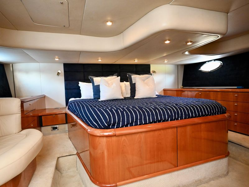 2002 Sunseeker Predator 56