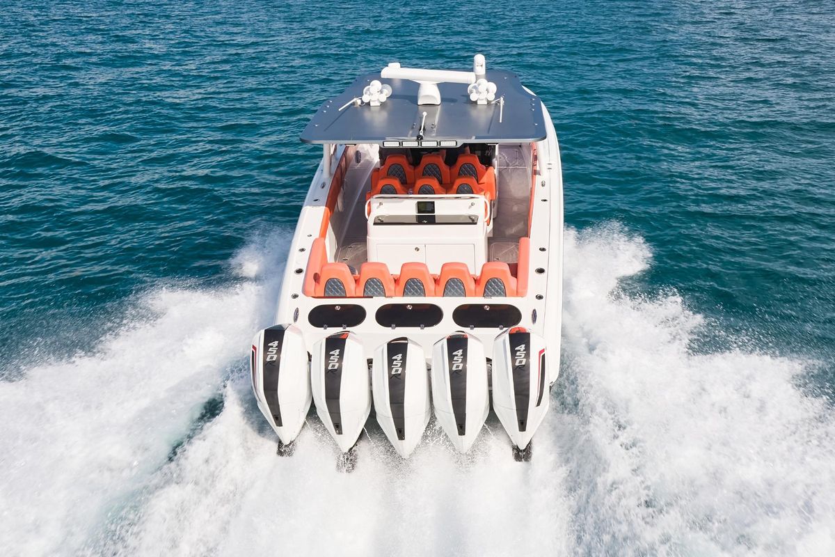 2020 Midnight Express 43 