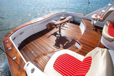 Yacht