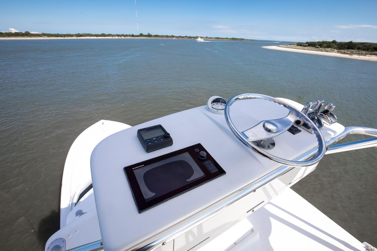 2015 Ocean Yachts 64 