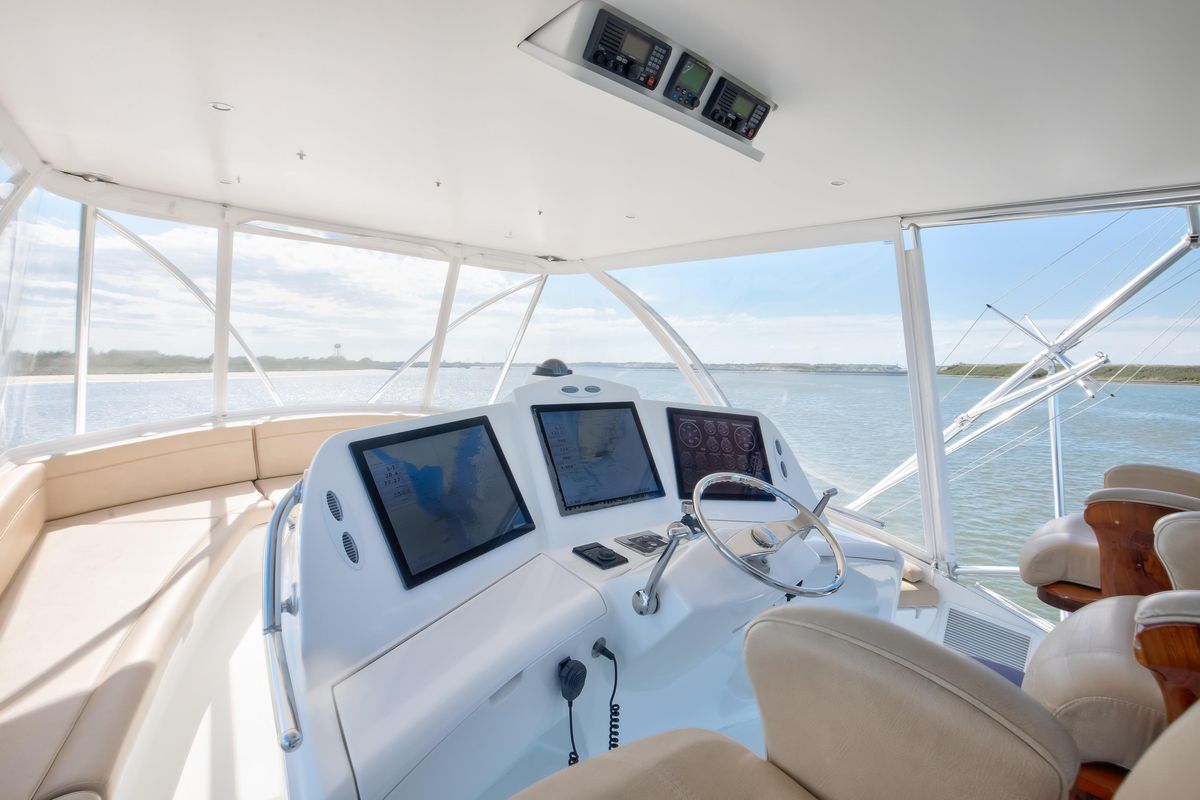2015 Ocean Yachts 64 
