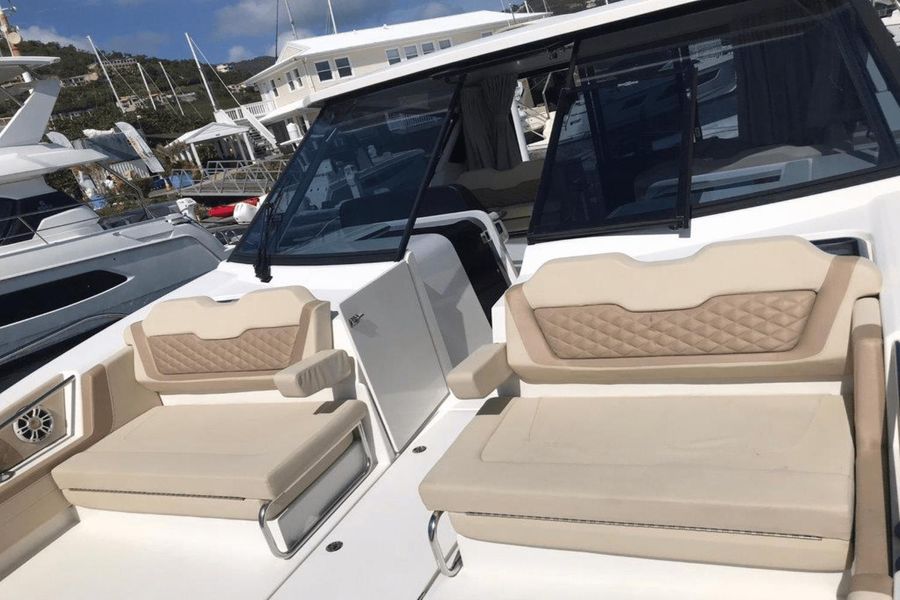 2020 Aquila 36