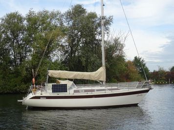 1984 Dehler 372