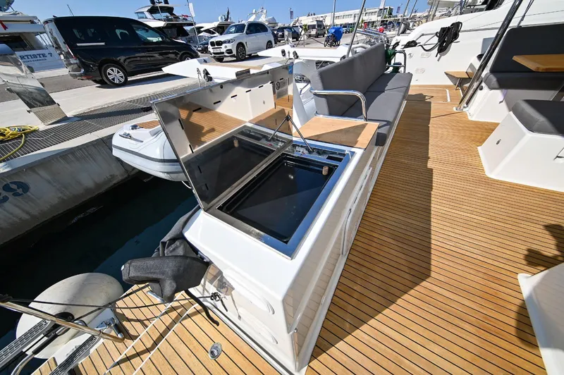 Pandora Yacht Photos Pics Fountaine Pajot Saona 47