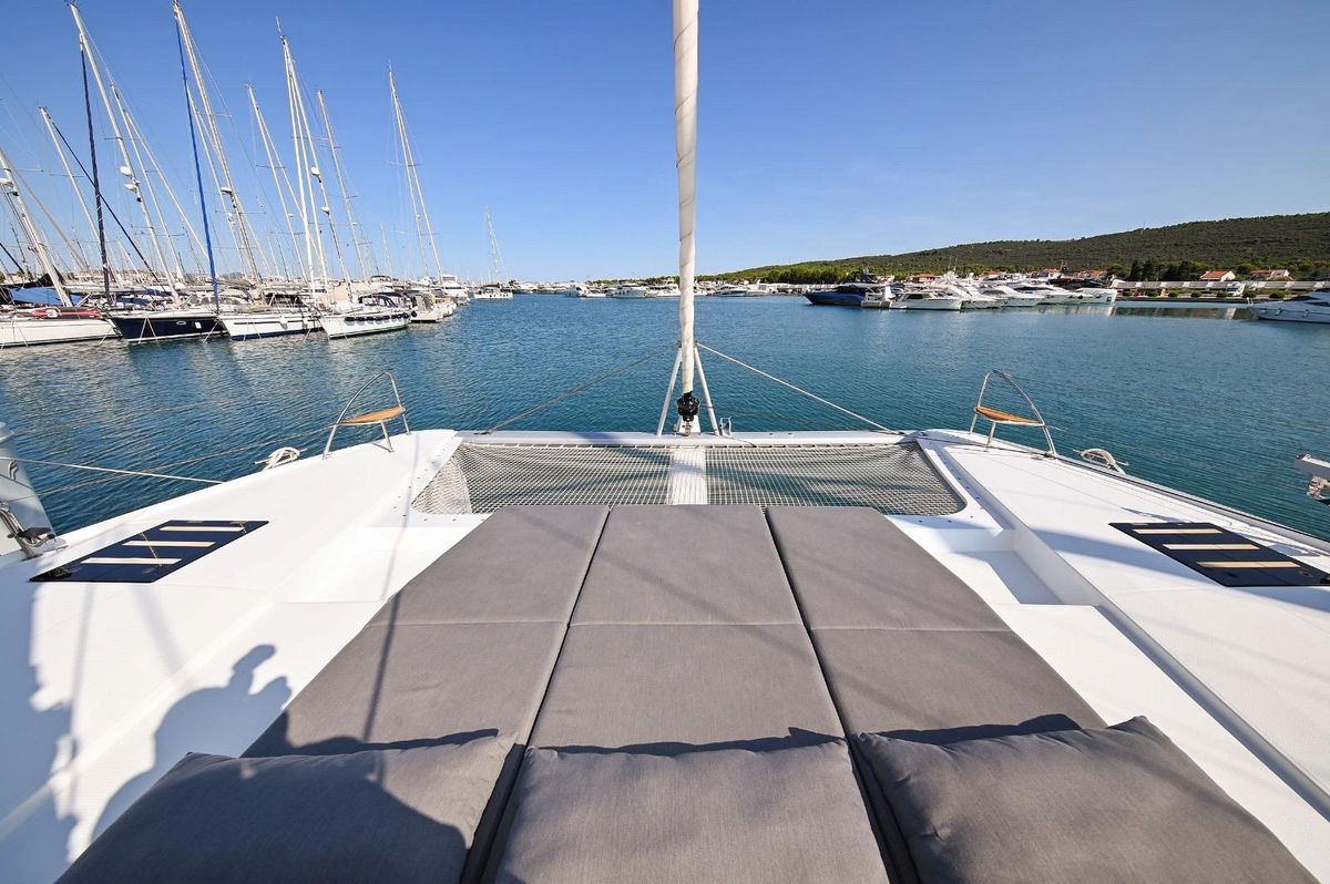 2019 Fountaine Pajot 46 