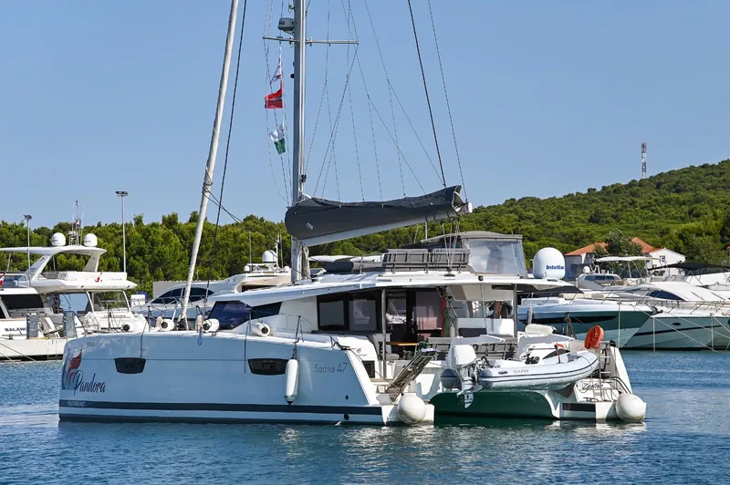 Pandora Yacht Photos Pics Fountaine Pajot Saona 47