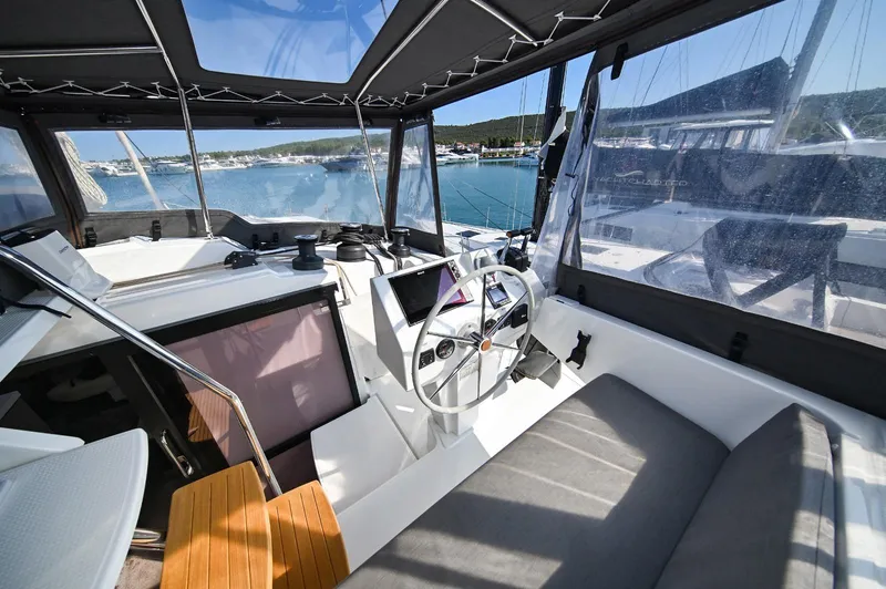 Pandora Yacht Photos Pics Fountaine Pajot Saona 47