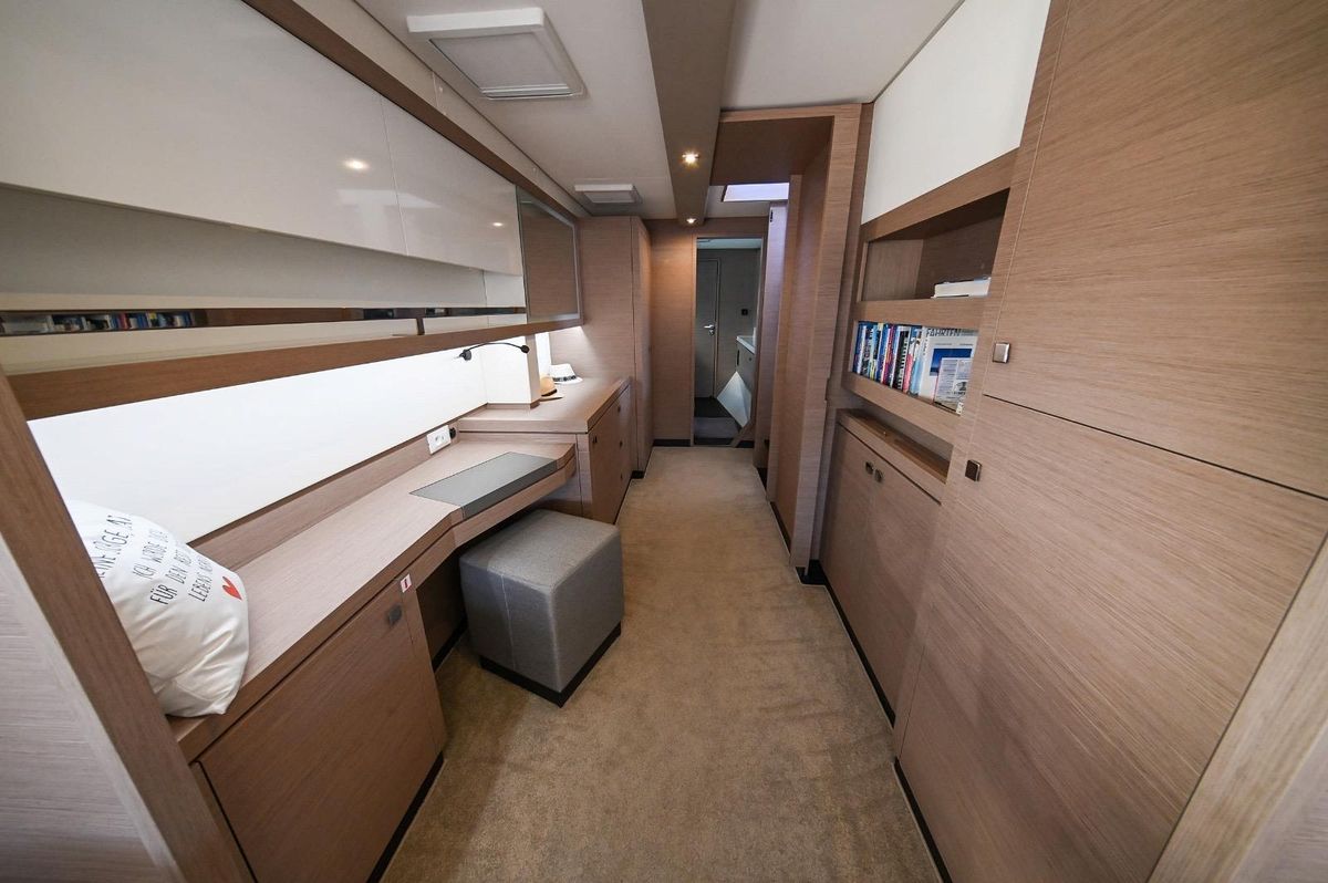 2019 Fountaine Pajot 46 