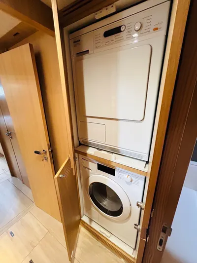 Feel So Good Yacht Photos Pics 