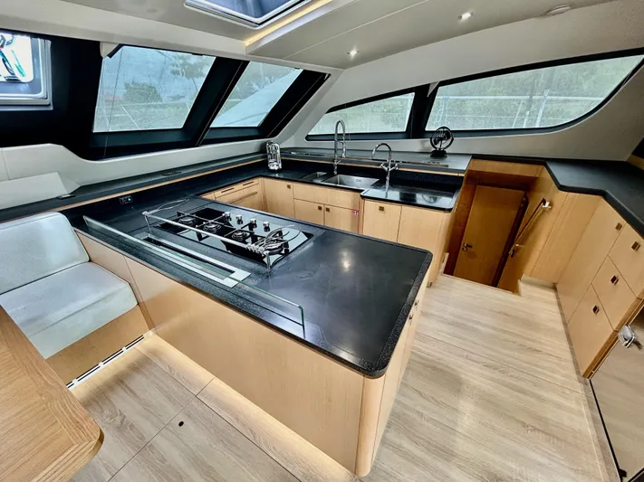 Feel So Good Yacht Photos Pics 