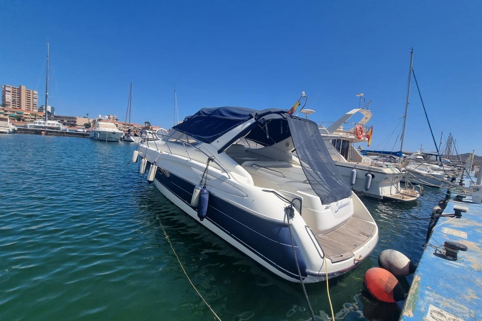 2000 Cranchi Endurance 39