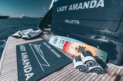 Yacht