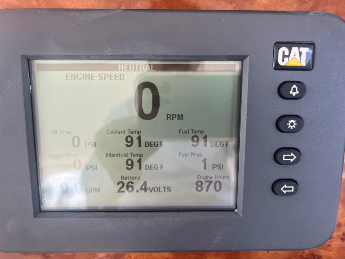 Amarone Yacht Photos Pics CAT engine display showing 0 RPM, 91°F temperatures, 26.4 volts, and 870 engine hours.