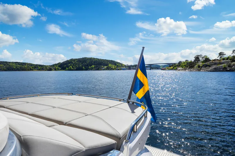 S72515 Yacht Photos Pics 