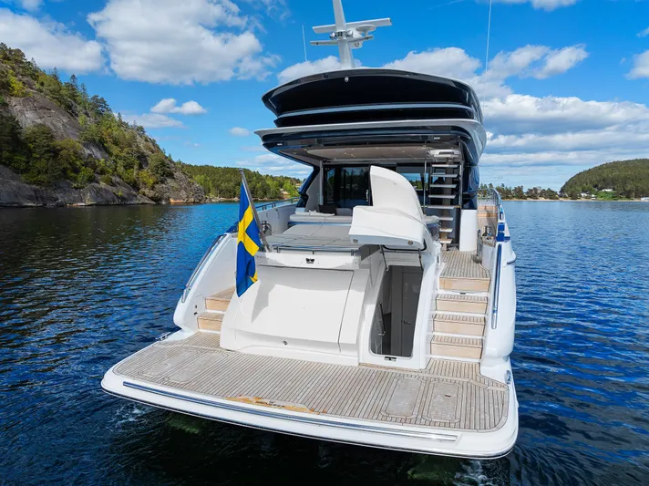 S72515 Yacht Photos Pics 