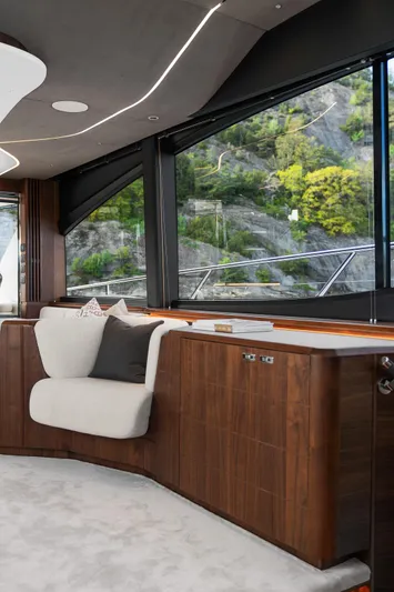 S72515 Yacht Photos Pics 