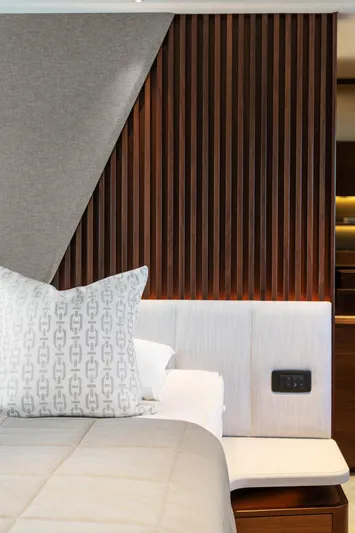 S72515 Yacht Photos Pics 