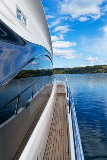 S72515 Yacht Photos Pics 