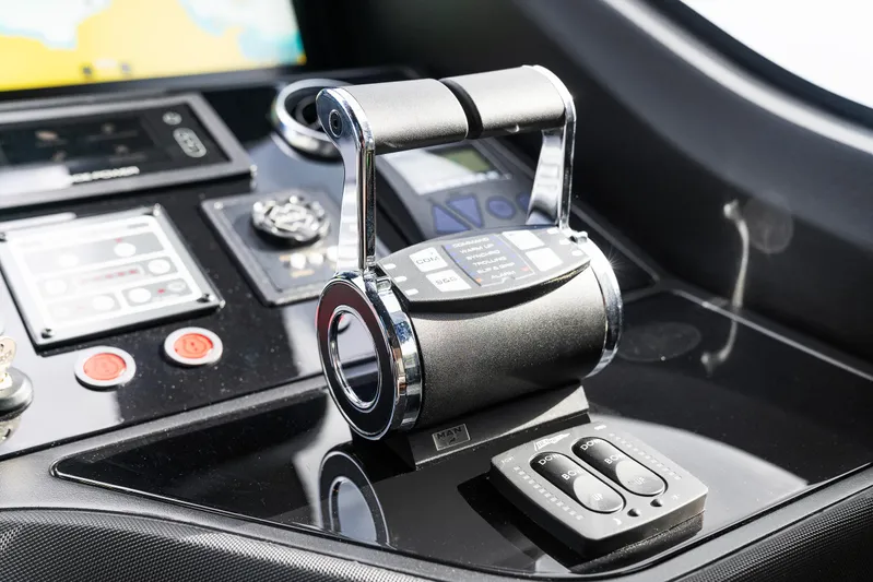 S72515 Yacht Photos Pics 