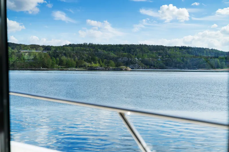 S72515 Yacht Photos Pics 